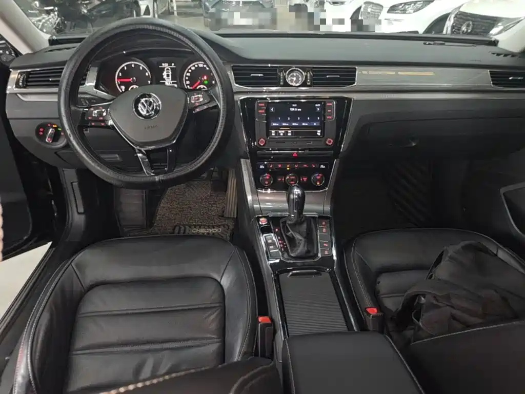 Volkswagen Passat — миниатюра 10