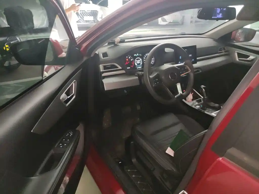 BYD Qin — миниатюра 13