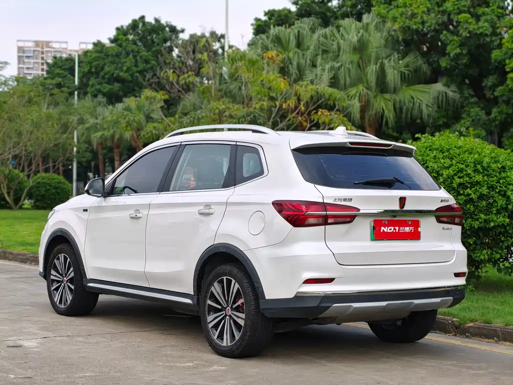 Roewe RX5 New Energy — миниатюра 7