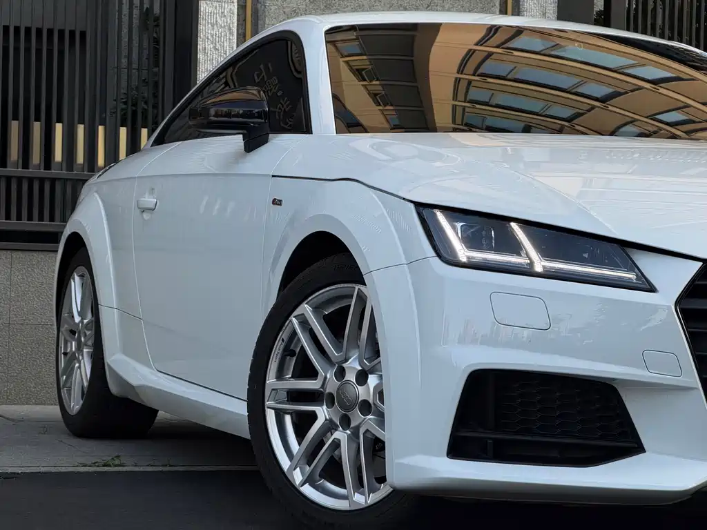 Audi TT 2017 TT Coupe 45 TFSI quattro
