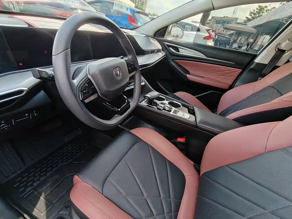 Changan Eado — миниатюра 8