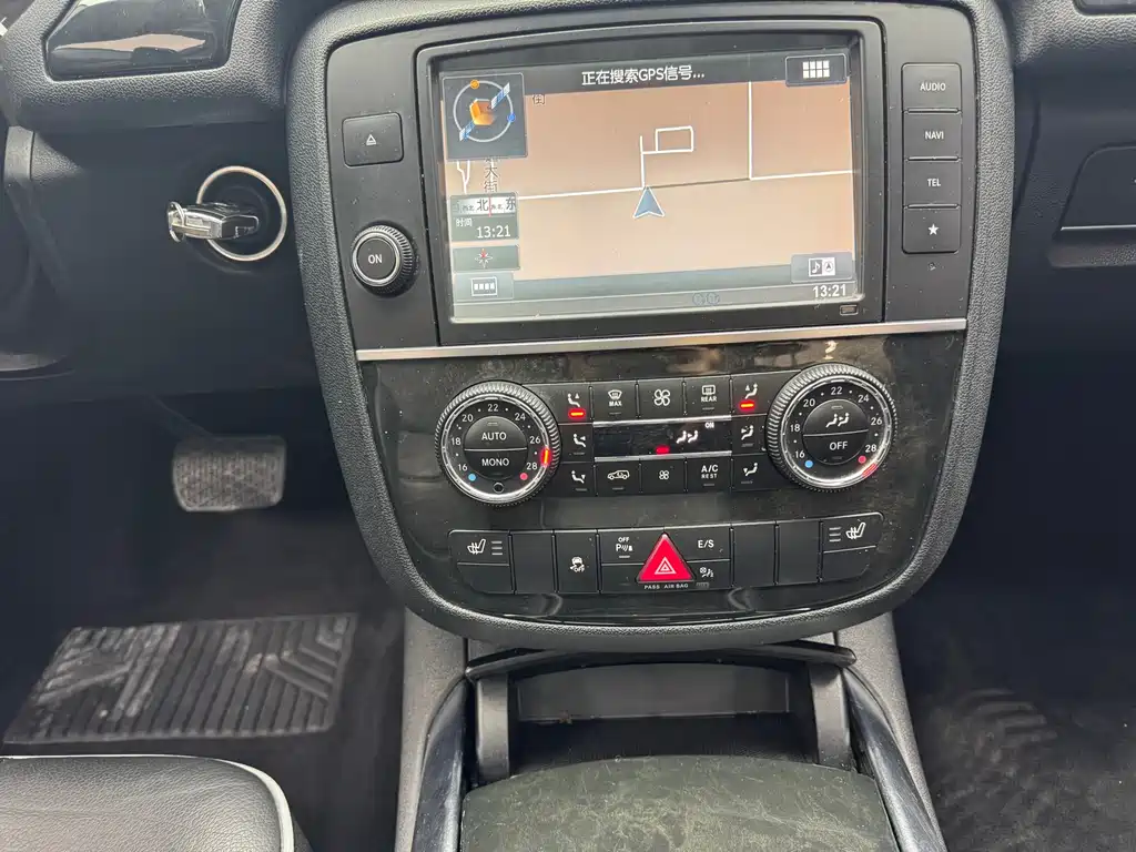 MERCEDES-BENZ R CLASS