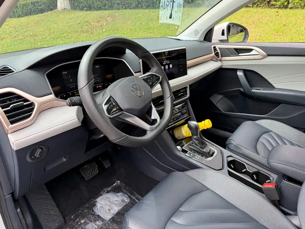 Volkswagen Tharu — миниатюра 7