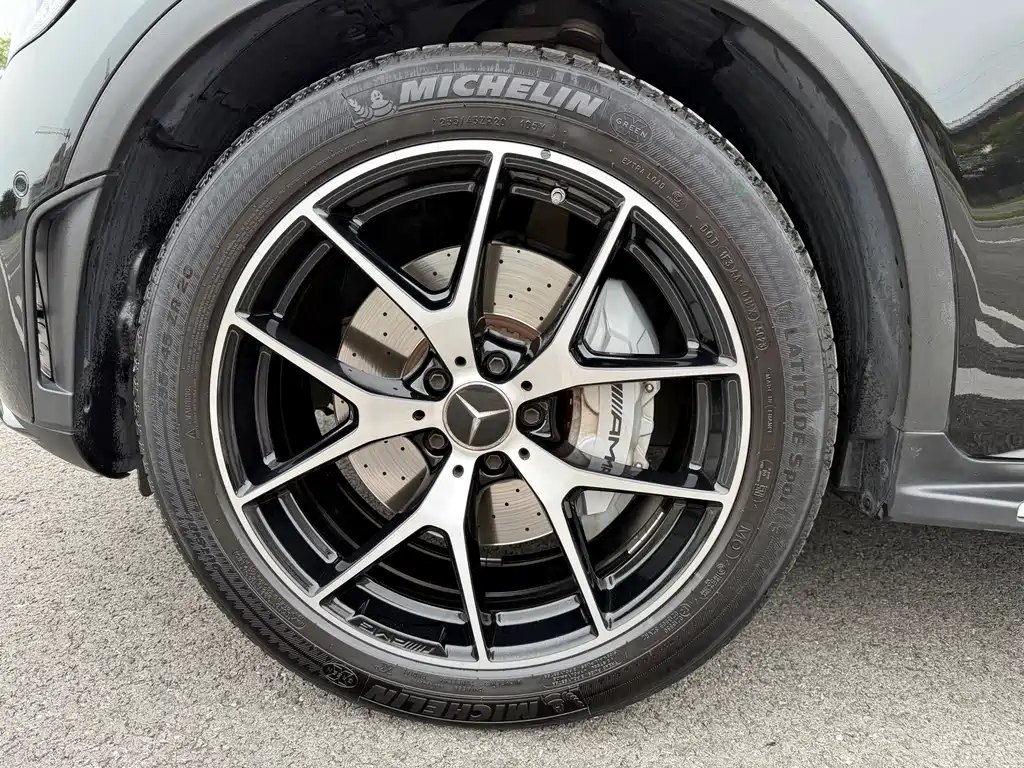 Mercedes-Benz GLC AMG — миниатюра 23