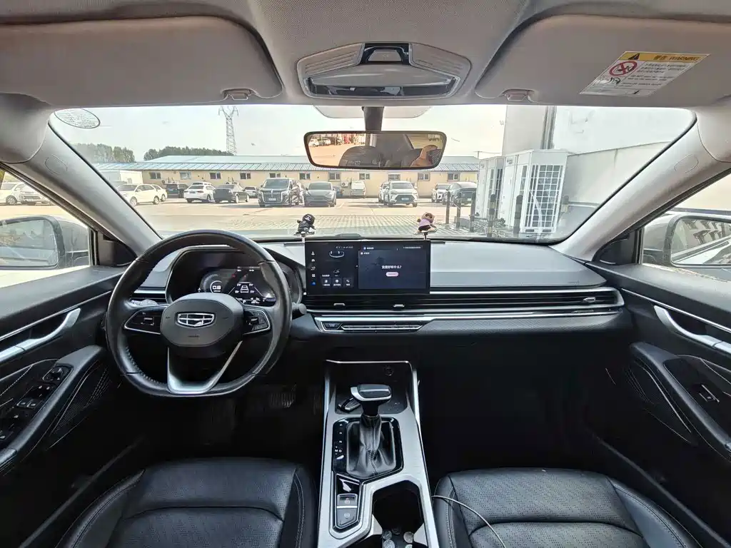 Geely Emgrand — миниатюра 7