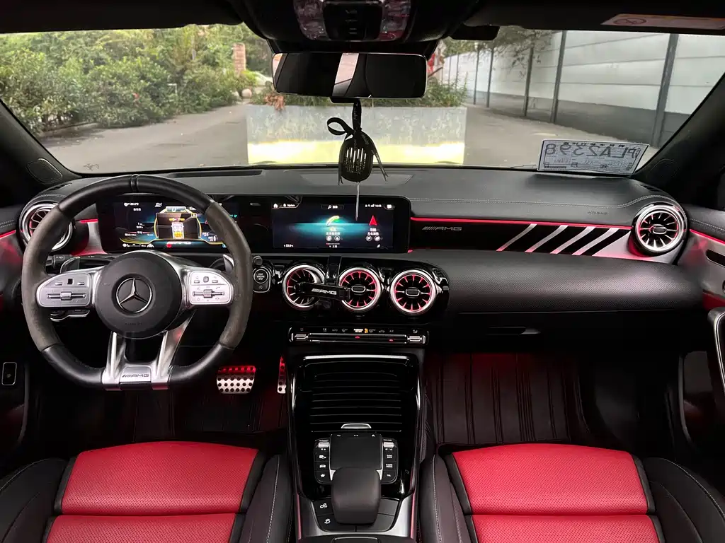 Mercedes-Benz CLA AMG — миниатюра 15