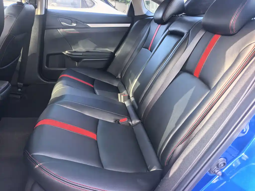 Honda Civic — миниатюра 23