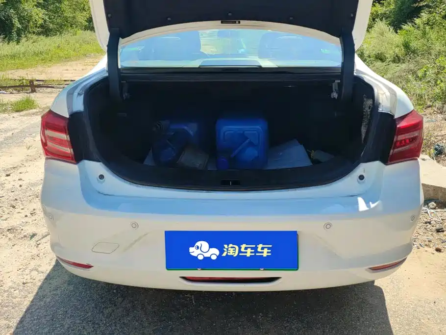 BYD Qin NEV — миниатюра 4