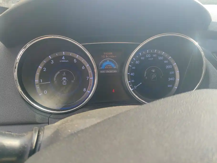 Hyundai Sonata — миниатюра 14