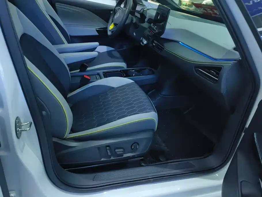 Volkswagen ID.3 — миниатюра 8