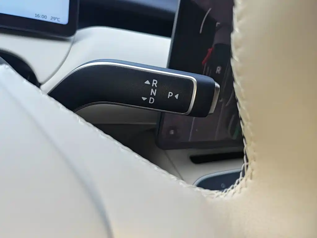 NIO ET5T — миниатюра 14