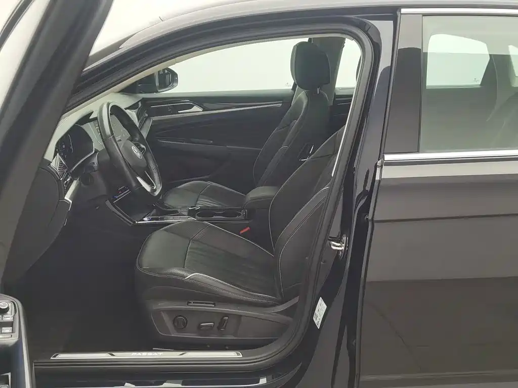 Volkswagen Passat — миниатюра 10
