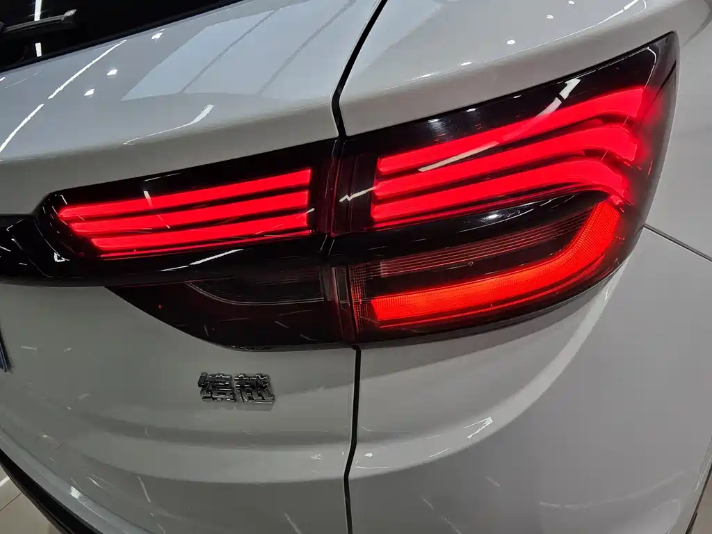 Geely Binyue — миниатюра 21
