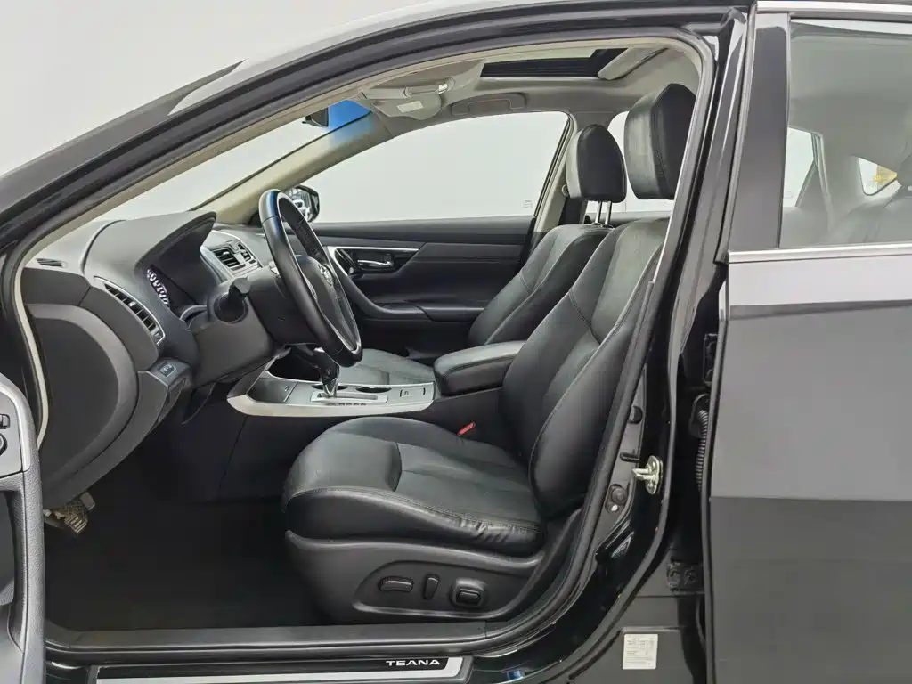 Nissan Teana — миниатюра 10
