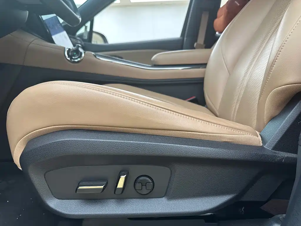 NIO ES6 — миниатюра 11