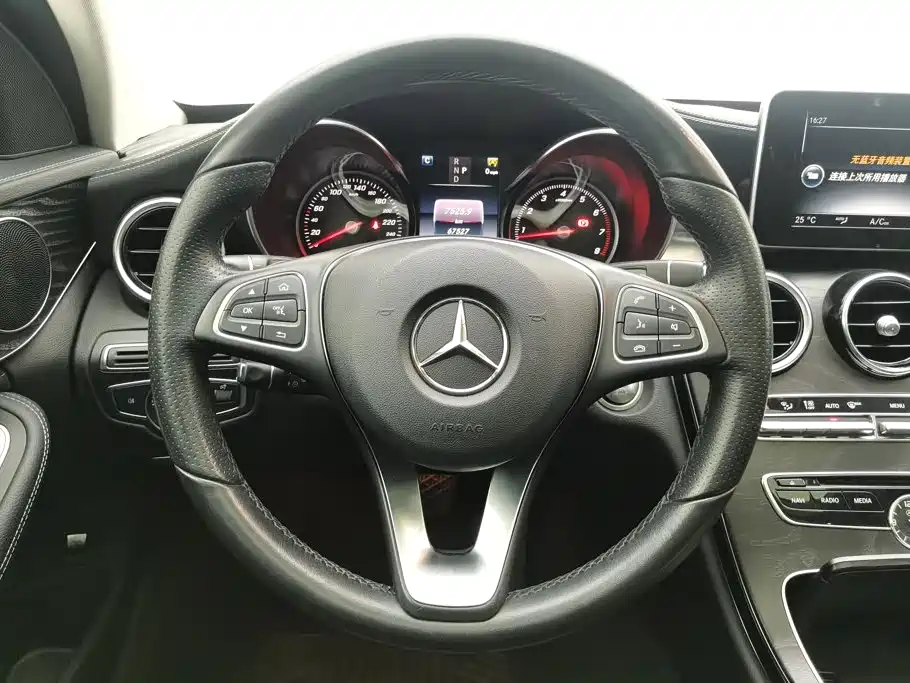 Mercedes-Benz C-Class — миниатюра 15