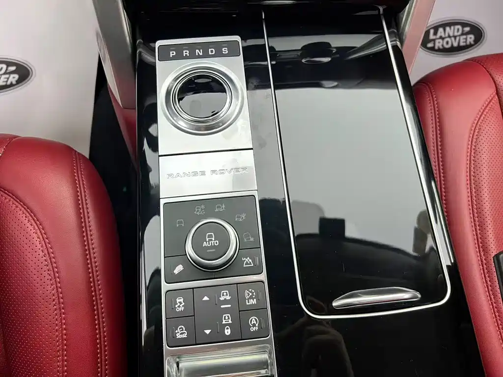 Land Rover Range Rover — миниатюра 18
