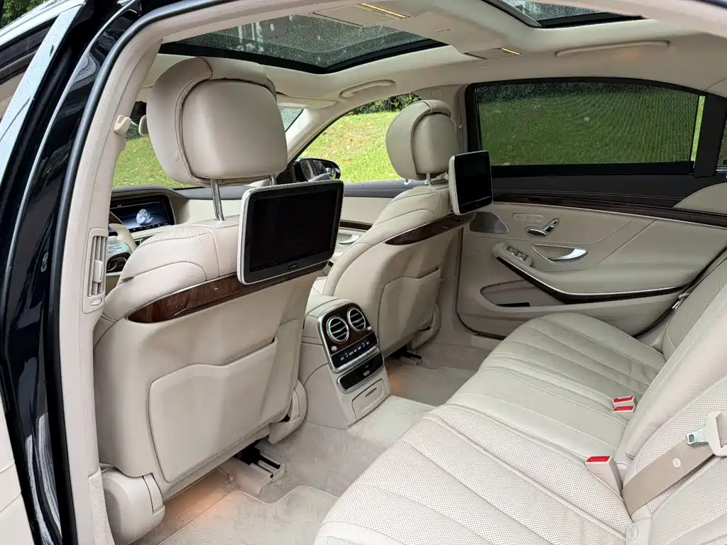 Mercedes-Benz S-Class — миниатюра 11
