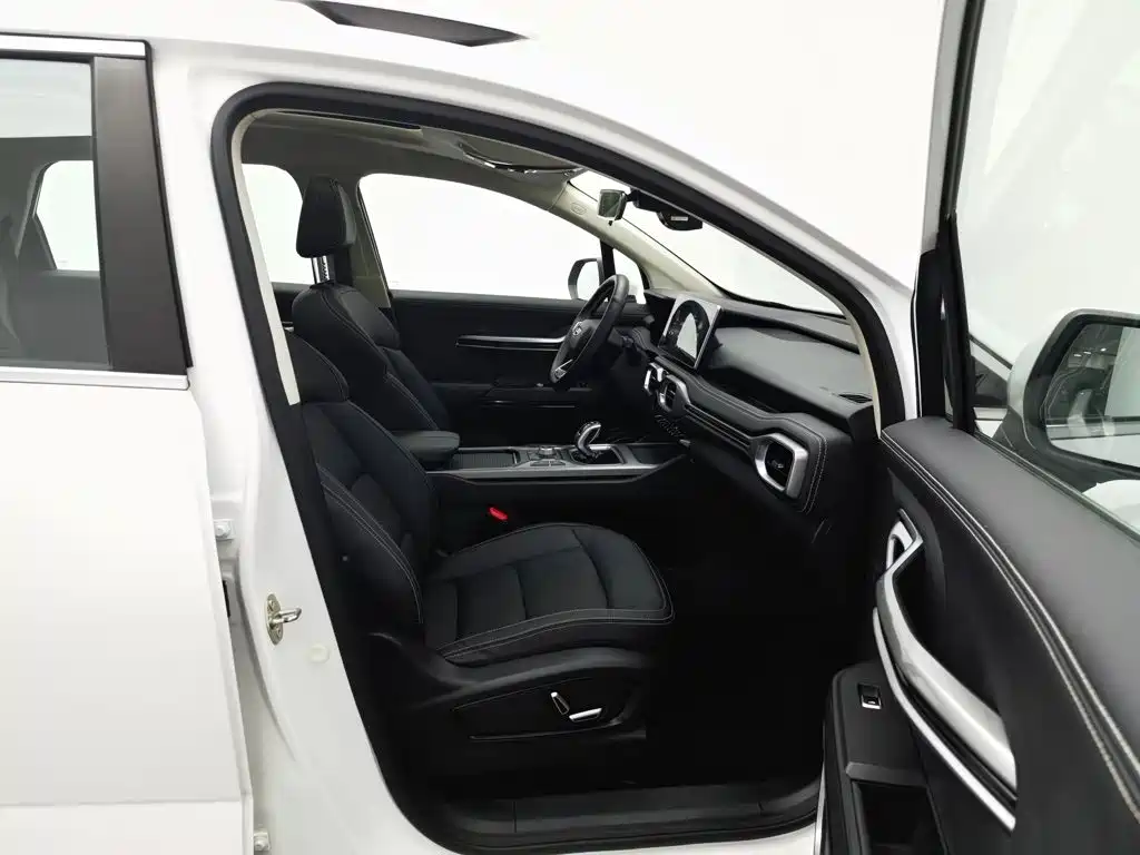 Geely Haoyue — миниатюра 23
