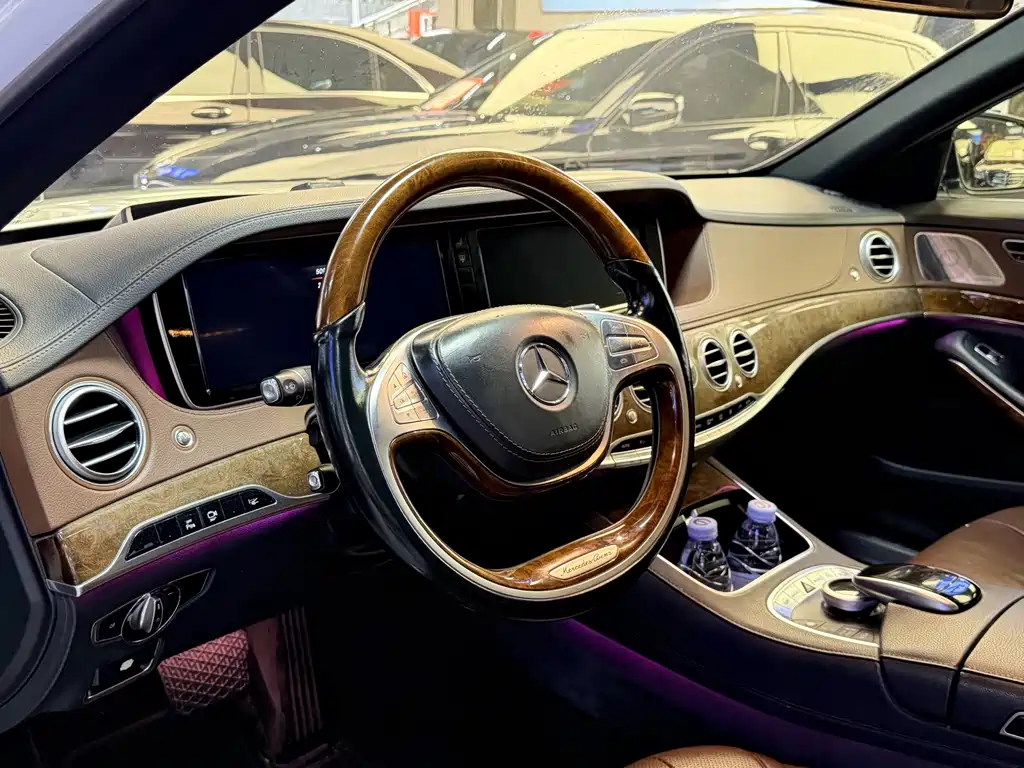 Mercedes-Benz S-Class — миниатюра 6