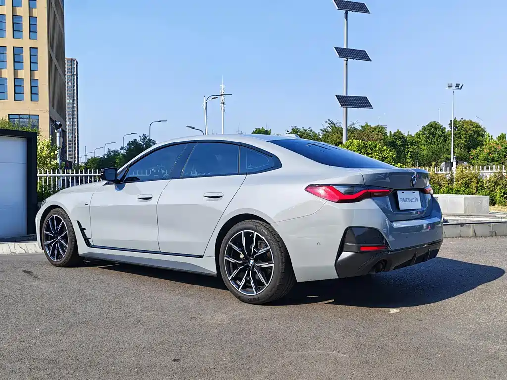 BMW 4 Series — миниатюра 19