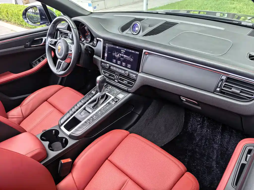 Porsche Macan — миниатюра 15
