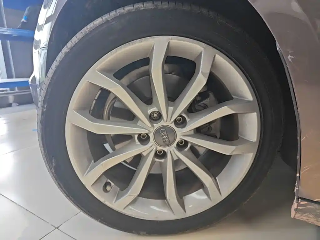 Audi A4L — миниатюра 23