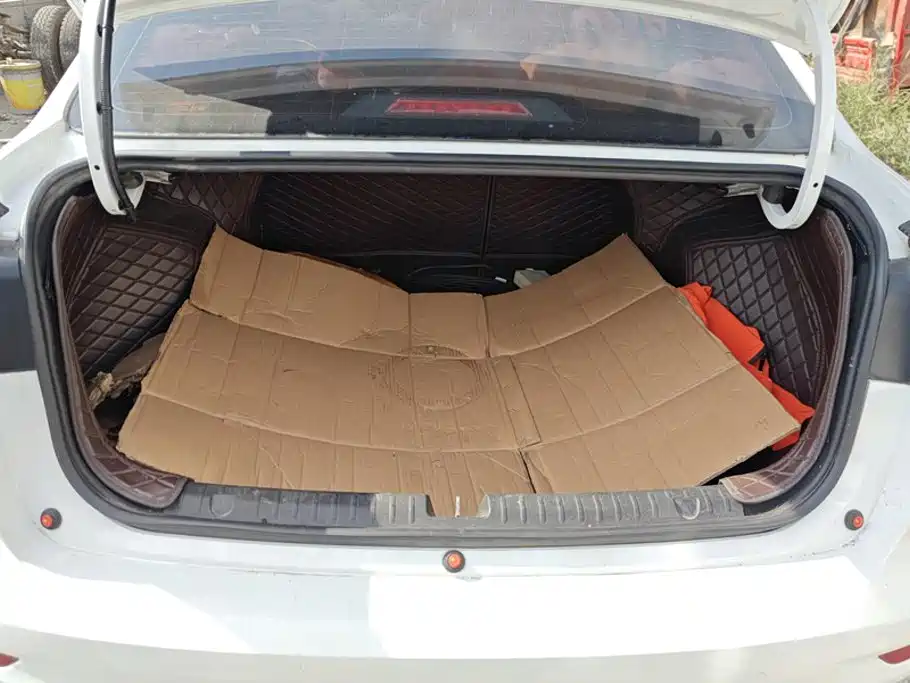 Geely Emgrand — миниатюра 4