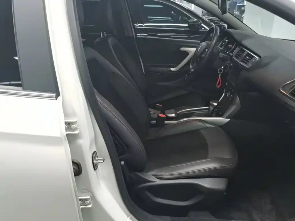 Citroen C3-XR — миниатюра 25