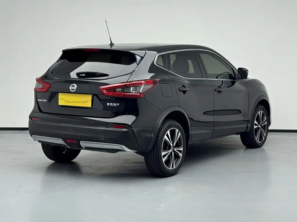 Nissan Qashqai — миниатюра 3