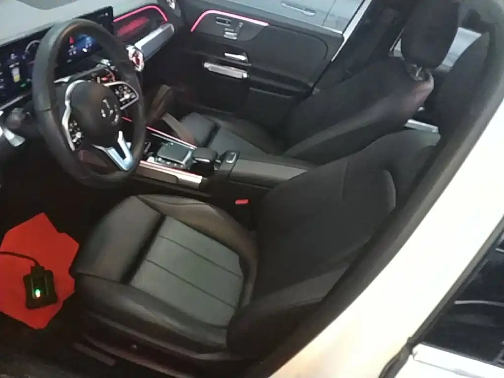 Mercedes-Benz EQB — миниатюра 15