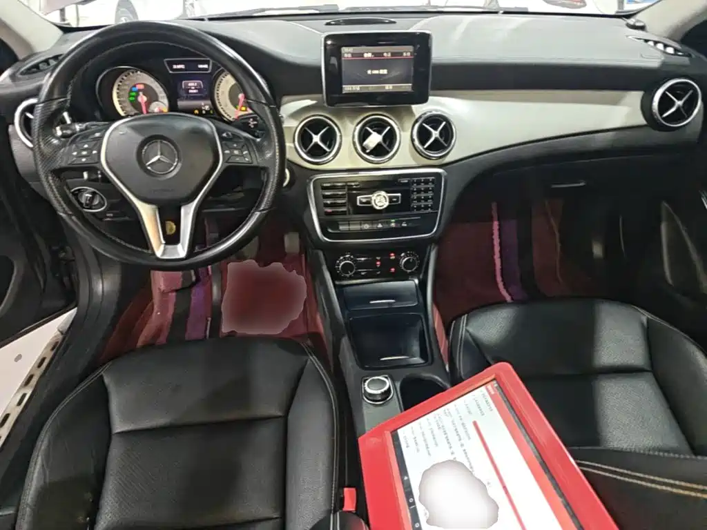 Mercedes-Benz GLA — миниатюра 10
