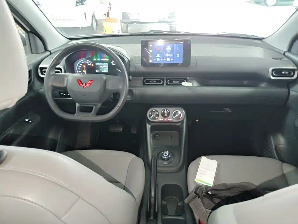 Wuling Hongguang EV — миниатюра 10