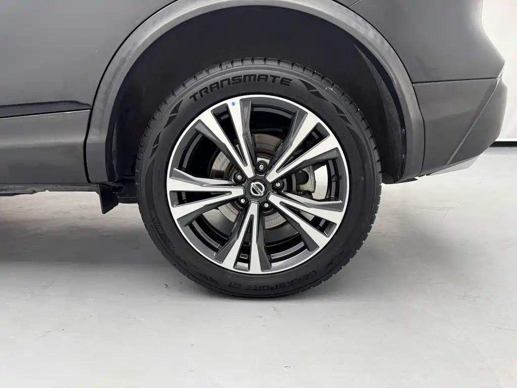 Nissan Qashqai — миниатюра 14
