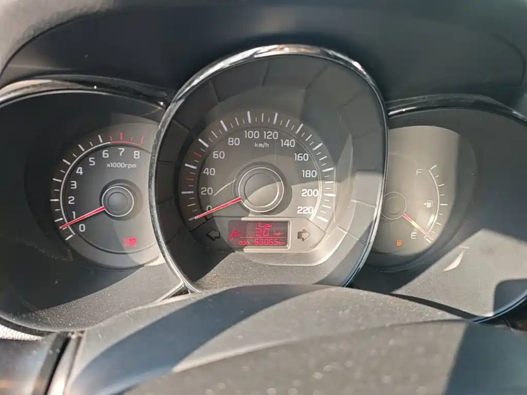 Kia K2 — миниатюра 12