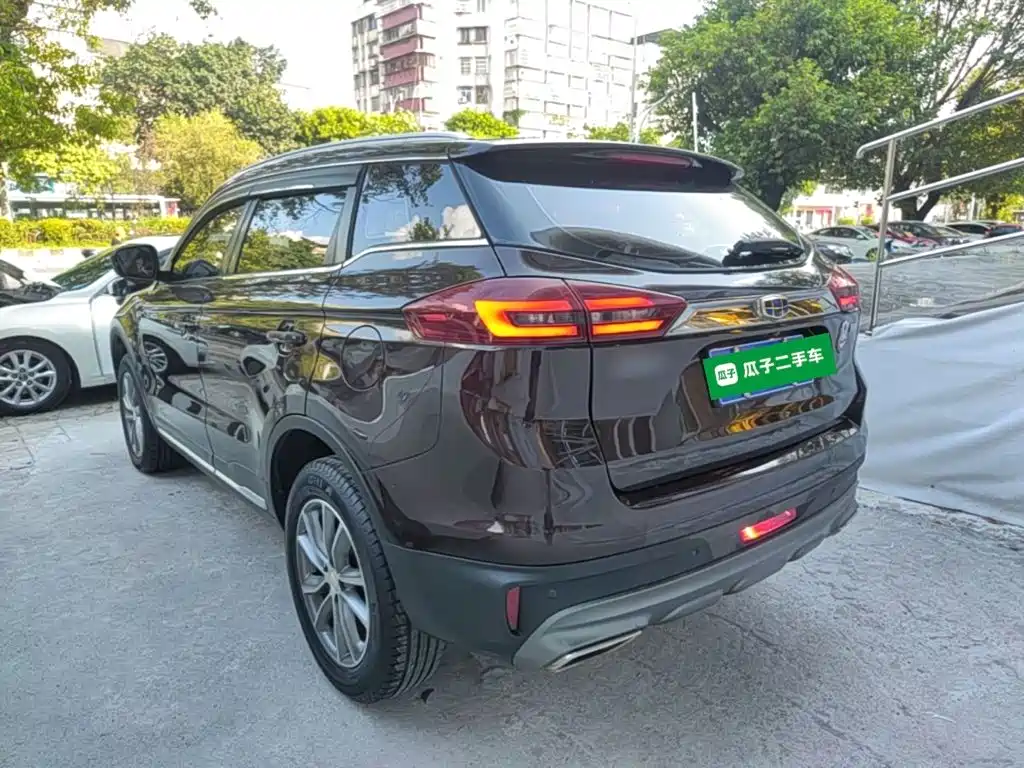 Geely Boyue — миниатюра 5