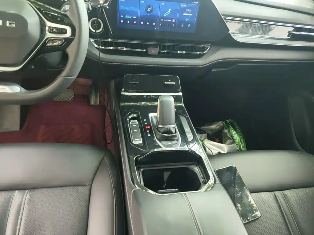 Wuling Victory — миниатюра 14