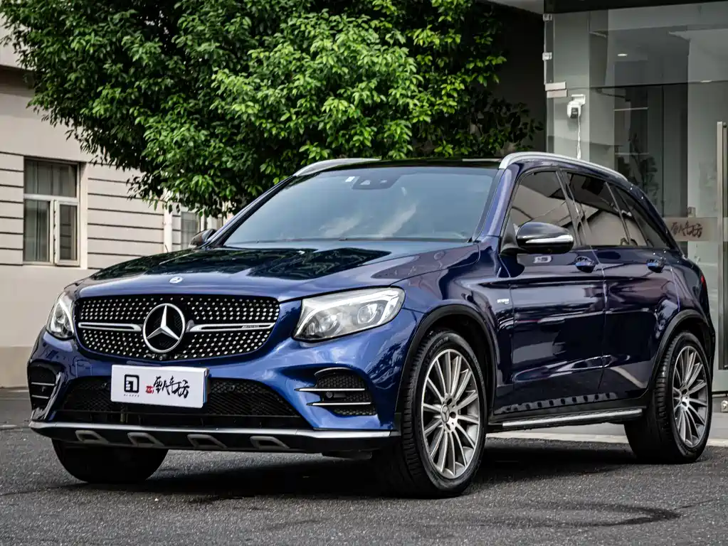 MERCEDES-BENZ GLC AMG