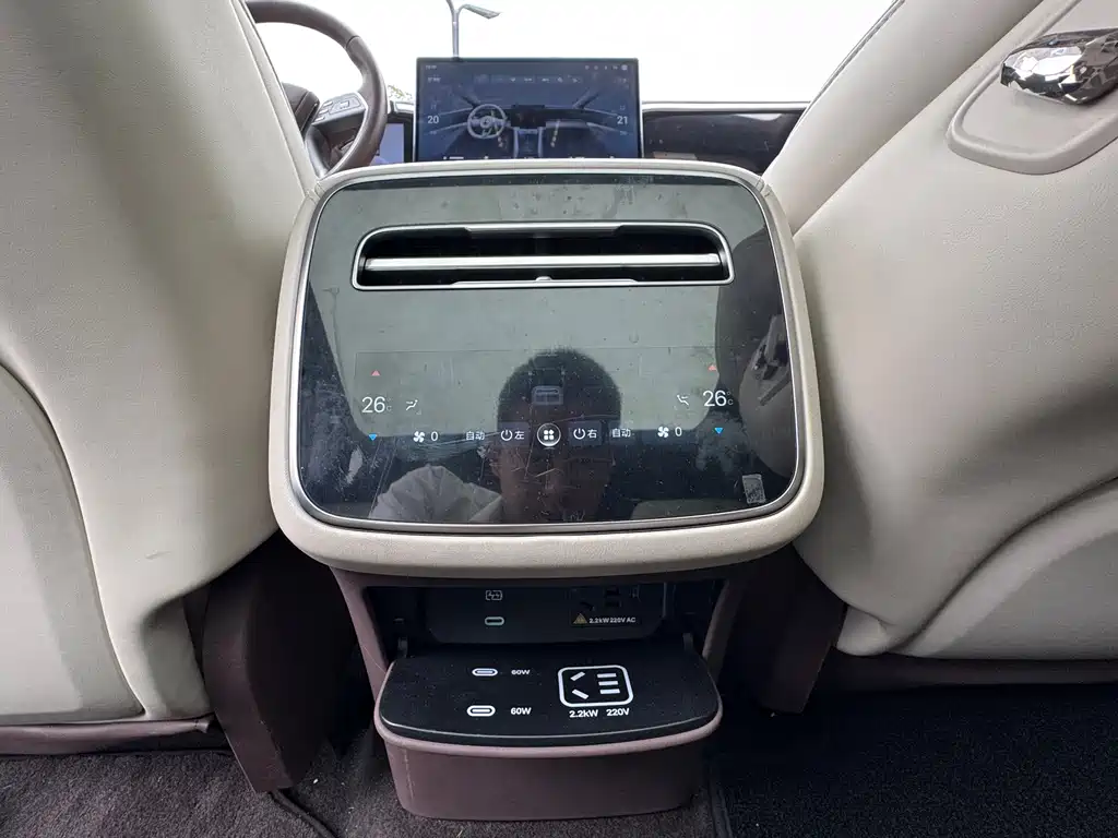 Denza Denza Z9GT — миниатюра 11