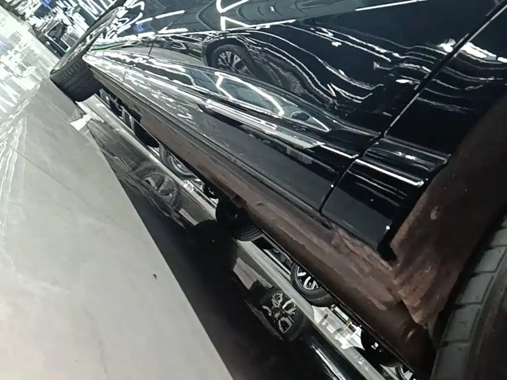 Hongqi Hongqi HQ9 PHEV — миниатюра 22