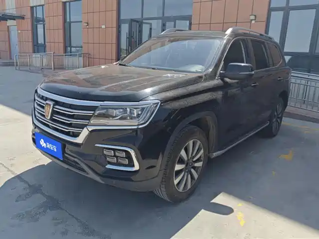 ROEWE RX8