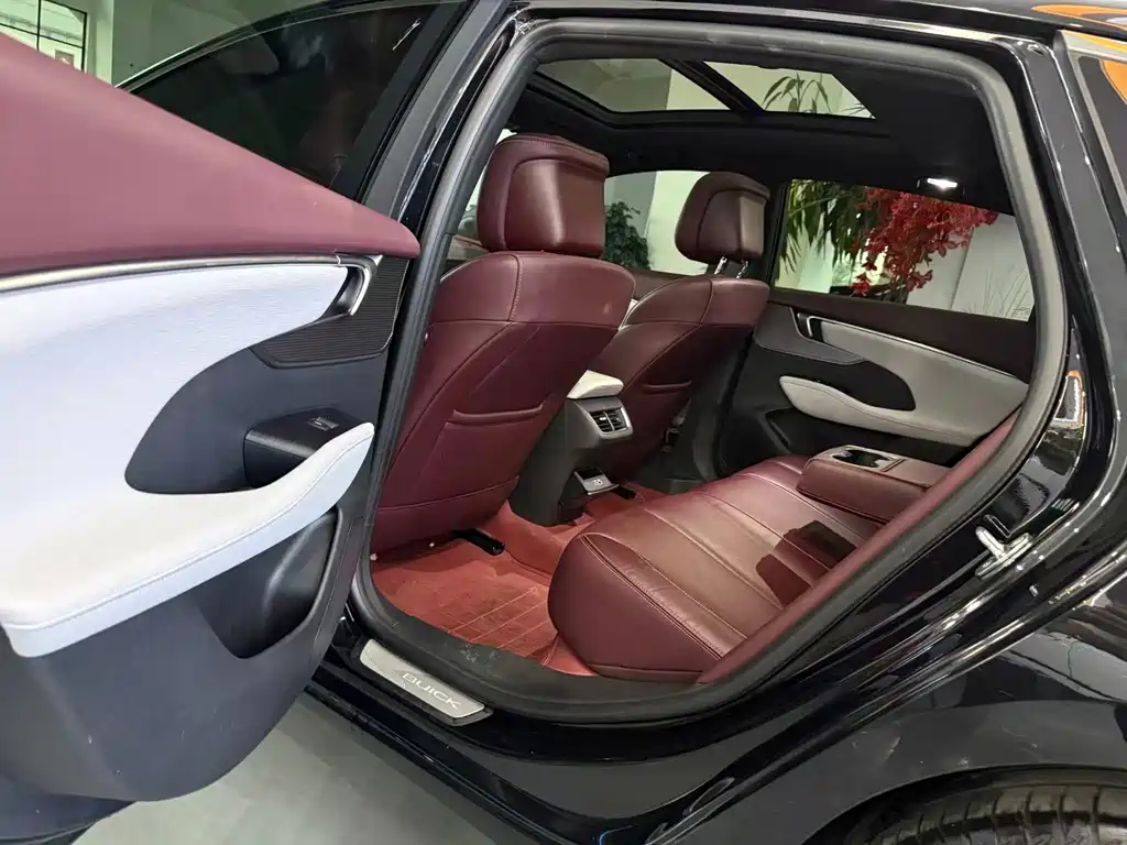 Buick LaCrosse — миниатюра 6