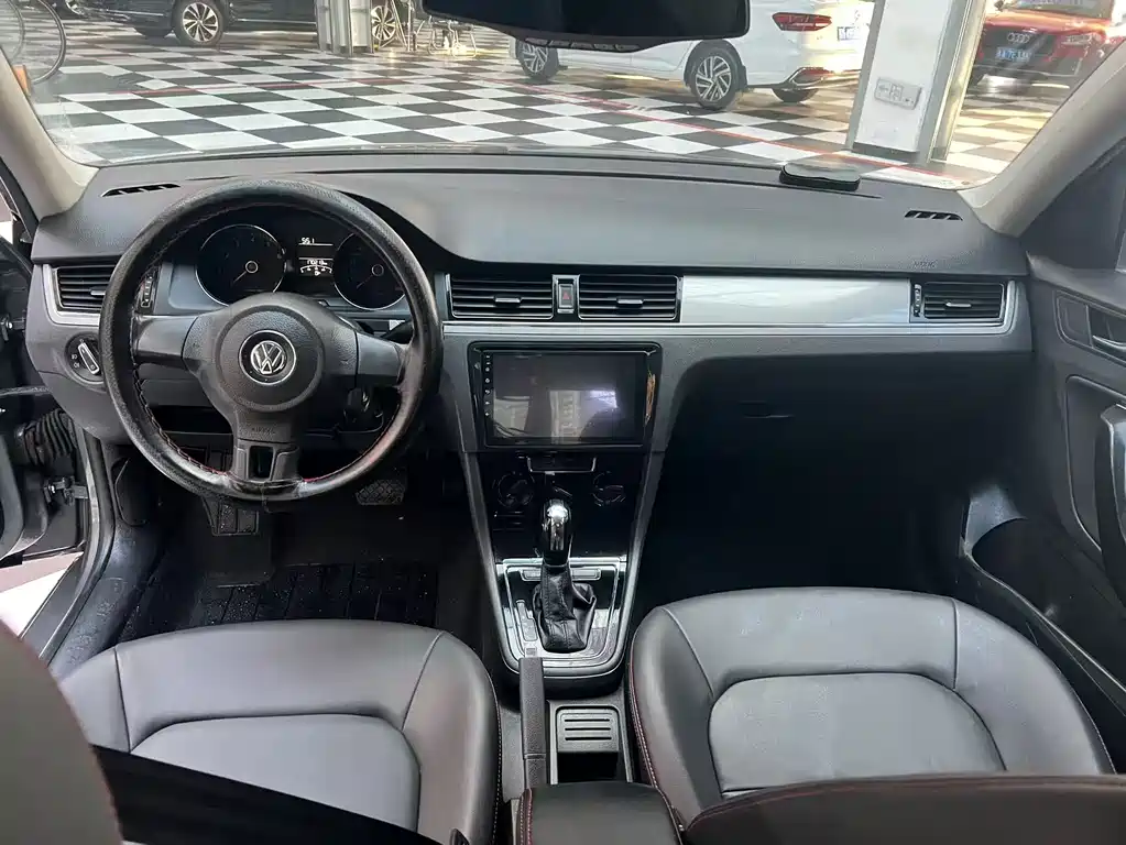 Volkswagen Bora — миниатюра 5