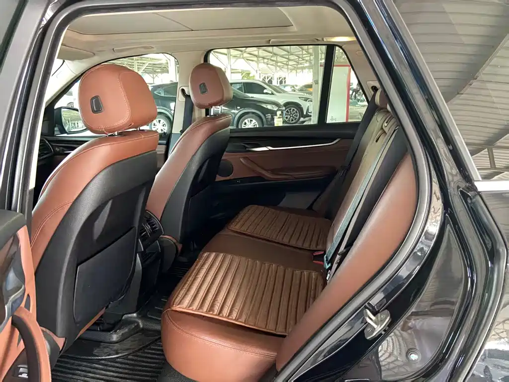 BMW X5 (Import) — миниатюра 7