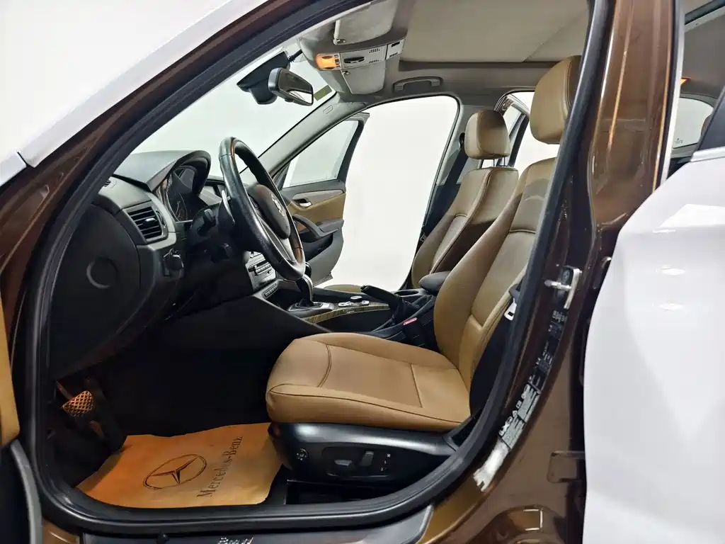 BMW X1 (Import) — миниатюра 10