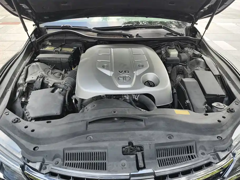 Toyota Reiz — миниатюра 10