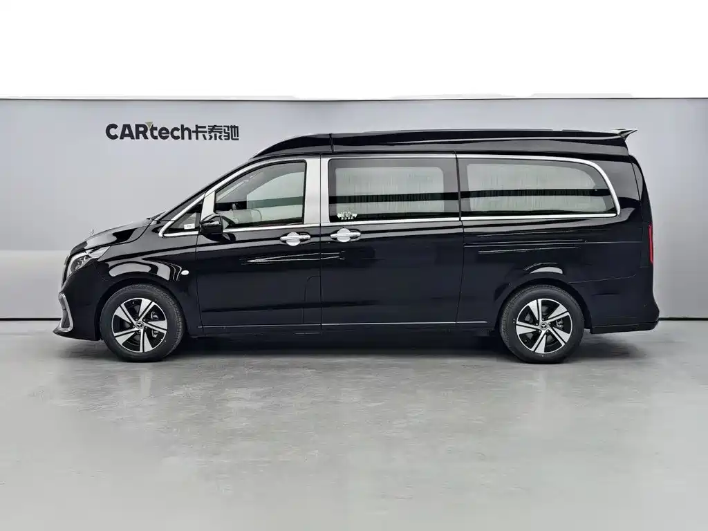 Mercedes-Benz Vito 2024 2.0T 7 мест