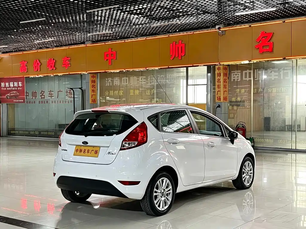 Ford Fiesta — миниатюра 4