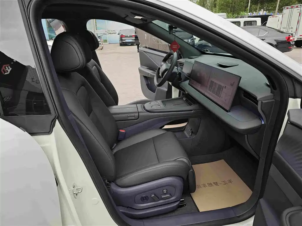 Nissan 日产NX8 — миниатюра 11