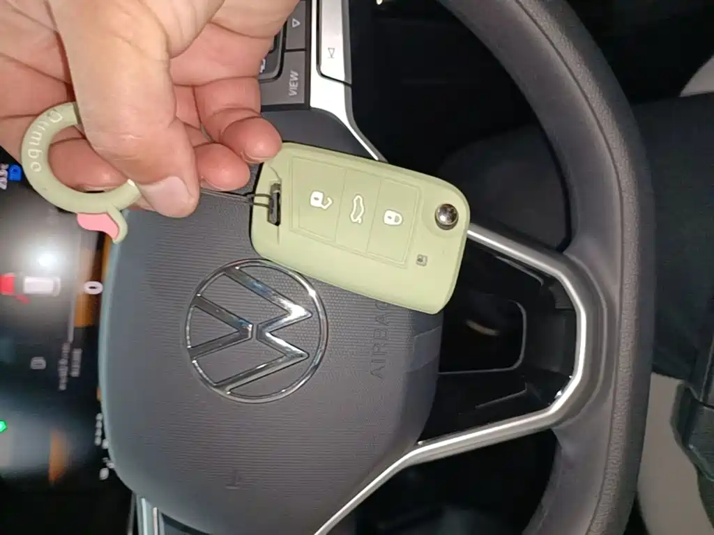 Volkswagen Tharu — миниатюра 9